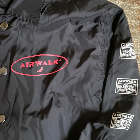 Vintage Style - Mens Airwalk Coaches Jacket - Picture 2 of 3